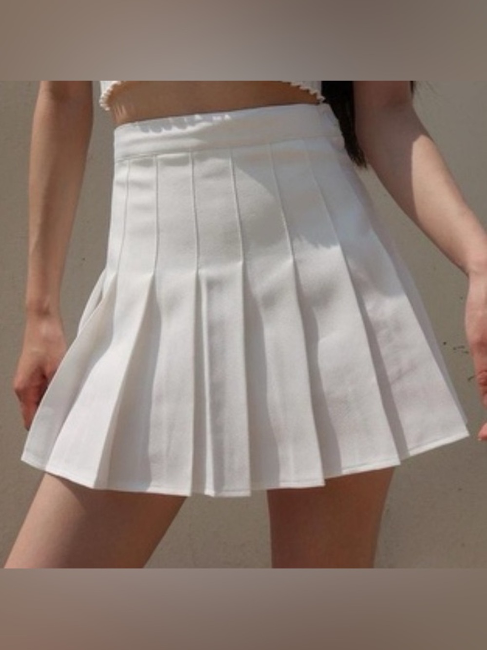 Hollister White Women's Ultra Hi-Rise Lined Pleated Mini Skirt Size Large Tennis